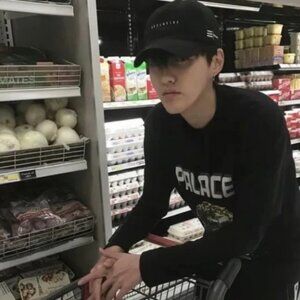 Meet your Posher, Fumie